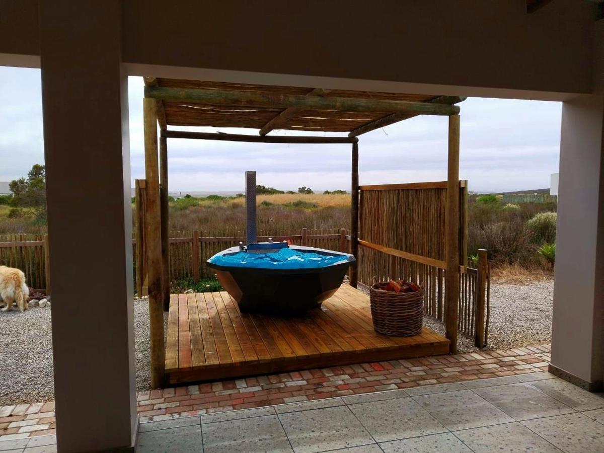 לאנגבאן Camelot Cottages מראה חיצוני תמונה