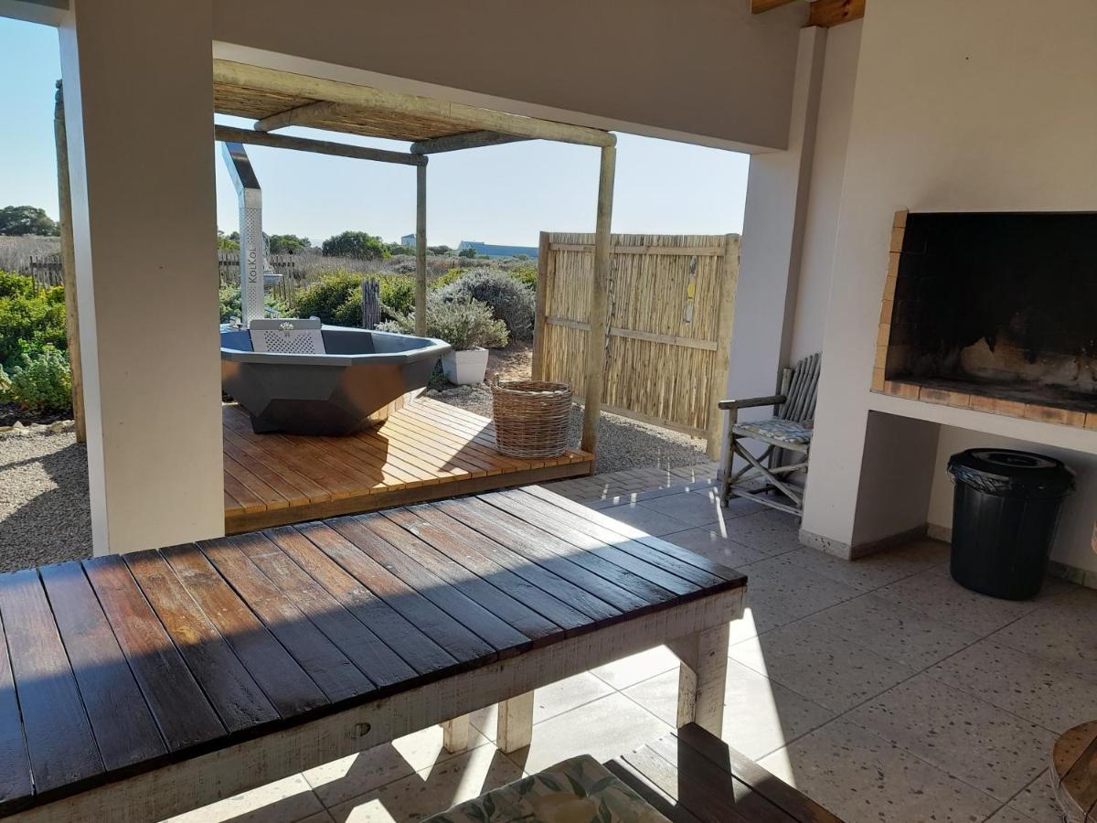 לאנגבאן Camelot Cottages מראה חיצוני תמונה
