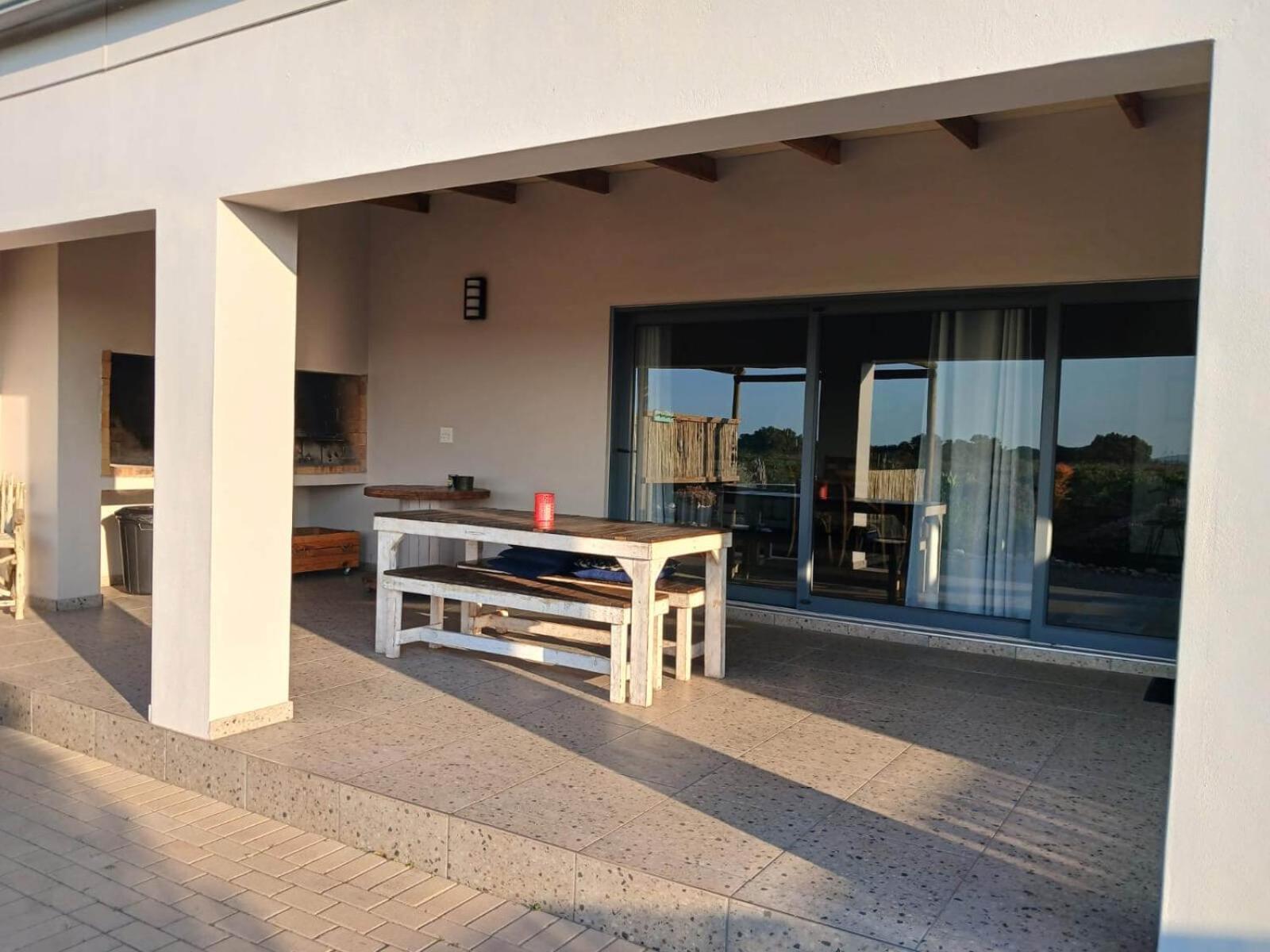 לאנגבאן Camelot Cottages מראה חיצוני תמונה